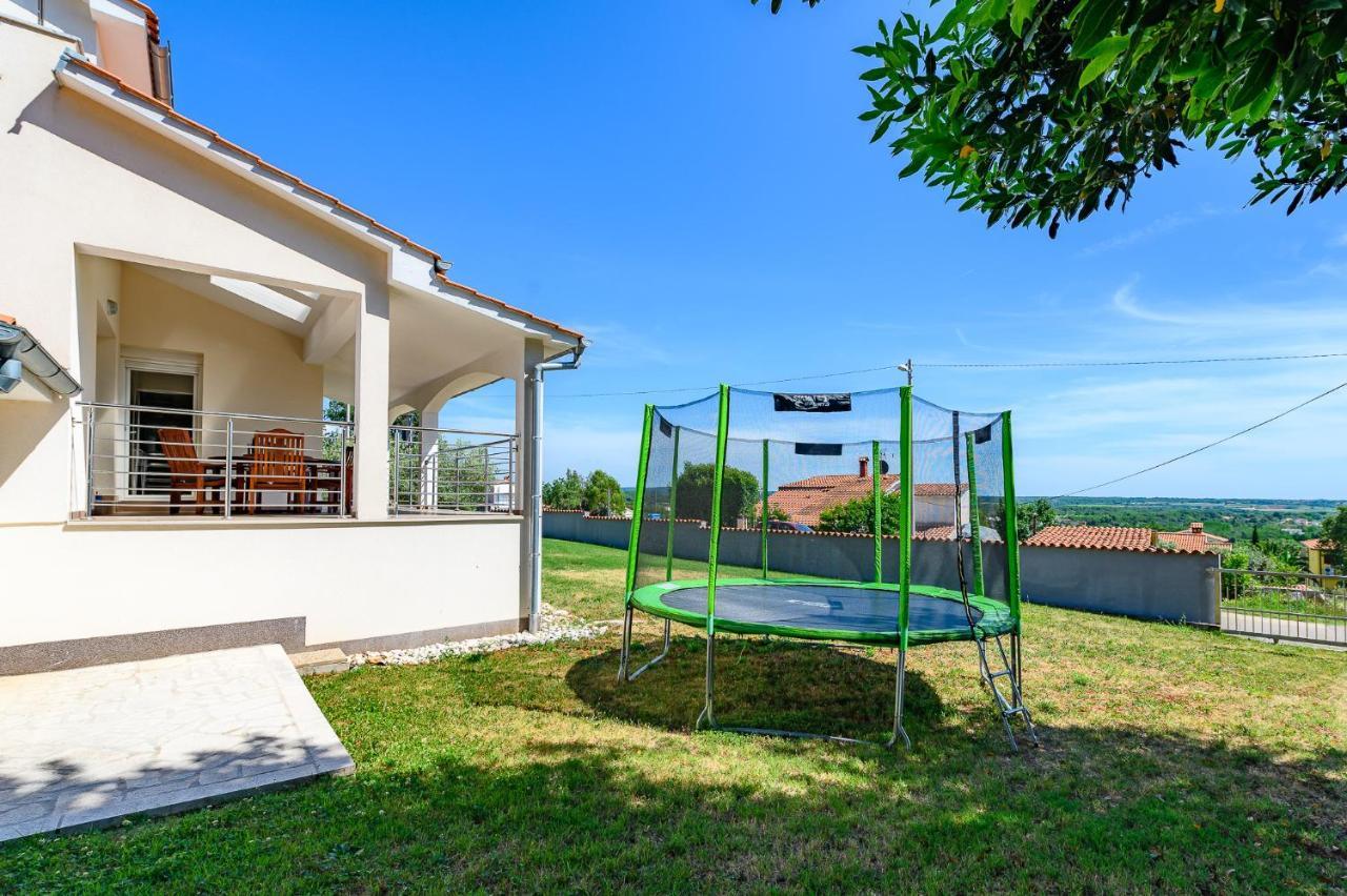 Villa Elisa Kaštelir 외부 사진